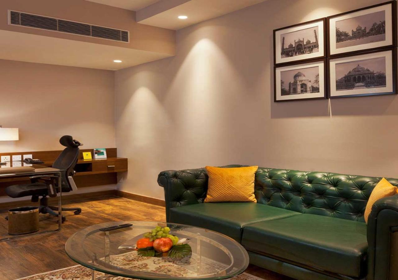 The Atlantes Suite Near Delhi Airport New Delhi Exterior photo